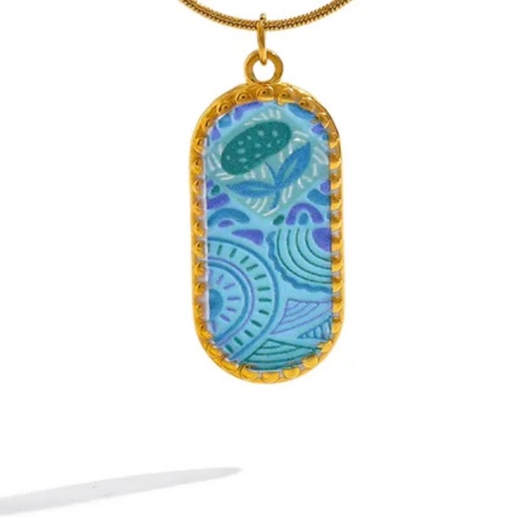 Gold and Blue Pendant Necklace - Picture 4 of 4